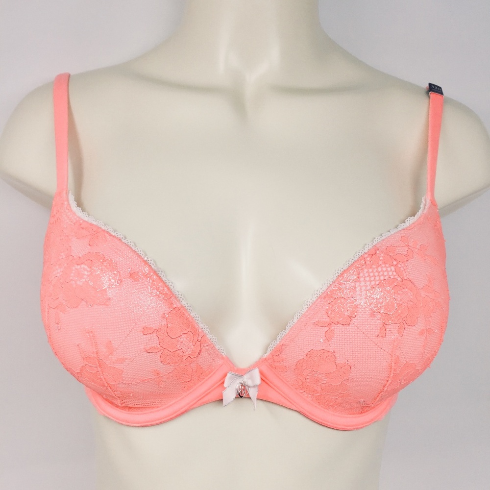 Victoria's Secret Body By Victoria Push Up Bra
